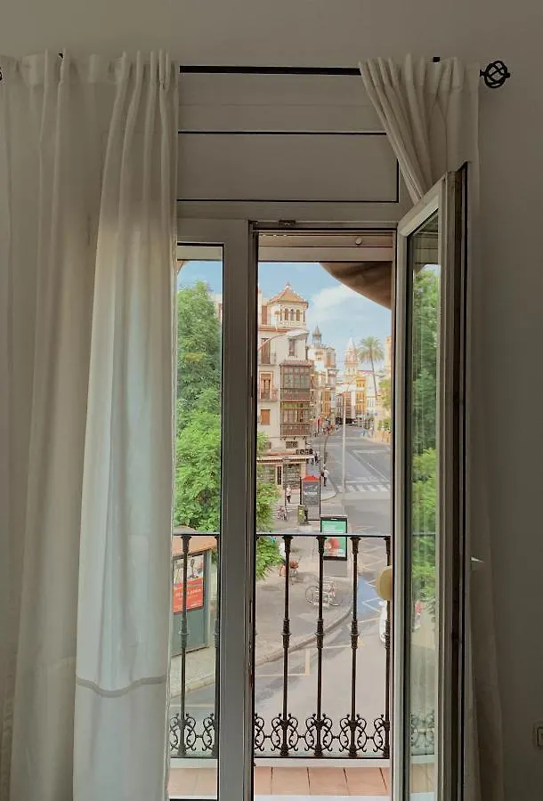 Hotel Doña Blanca Sevilla 2*,