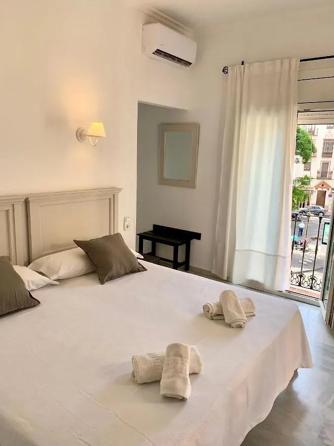 סביליה Hotel Dona Blanca