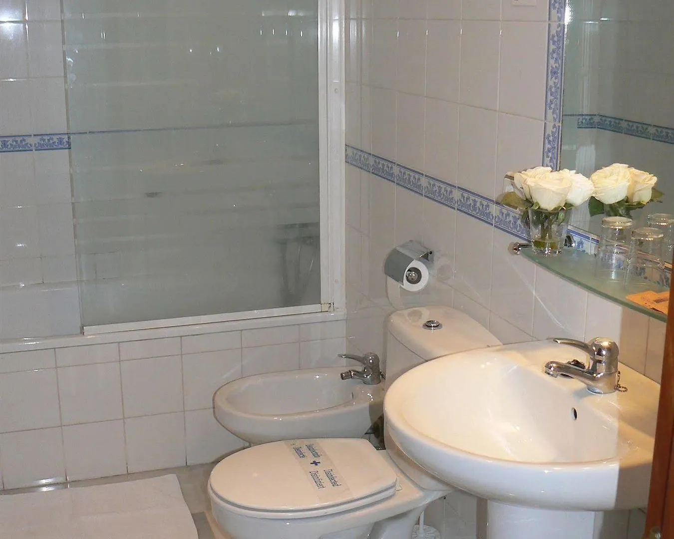 סביליה Hotel Dona Blanca 2*,  ספרד