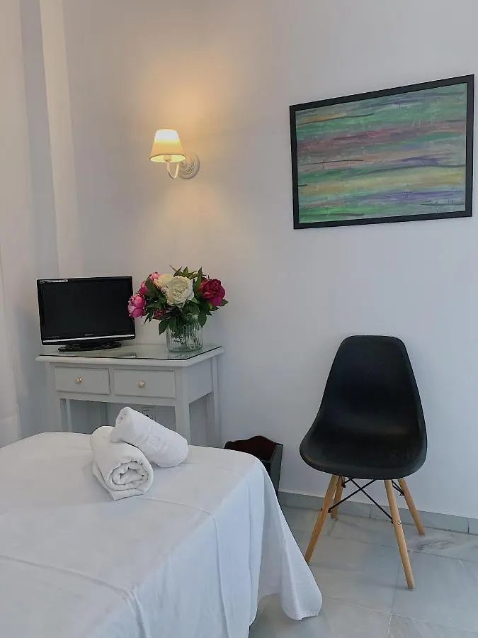 Hotel Dona Blanca Seville 2*,